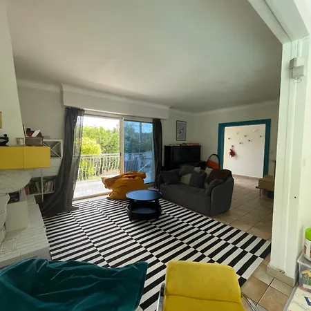 Spacieuse Avec Piscine Privee בית נופש ביאריץ