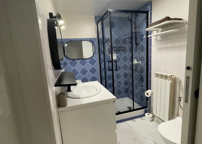 Spacieuse Avec Piscine Privée Hébergement de vacances *